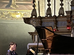  <a style='color: #fff;' href='/uploaded/photo/boheme-prod-6522abace9669.jpg'>(Télécharger)</a>