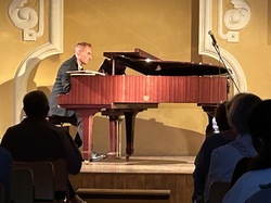  <a style='color: #fff;' href='/uploaded/photo/boheme-production-68dba9f33bfdc.jpg'>(Télécharger)</a>