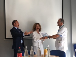  <a style='color: #fff;' href='/uploaded/photo/remise-de-cheque-59aed97348774.jpg'>(Télécharger)</a>