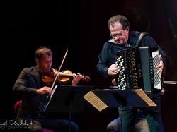 Richard-Galliano <a style='color: #fff;' href='/uploaded/photo/richard-galliano-56ae51c5de4cf.jpg'>(Télécharger)</a>