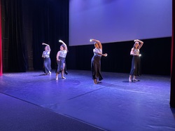  <a style='color: #fff;' href='/uploaded/photo/stell-art-show-6383bba031bb6.jpg'>(Télécharger)</a>