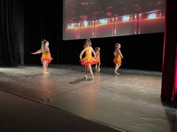  <a style='color: #fff;' href='/uploaded/photo/stell-art-show-6383bba0552f1.jpg'>(Télécharger)</a>